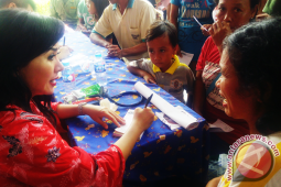 Karolin Pimpin Pemeriksaan Kesehatan Gratis