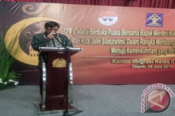 Menkumham Ingatkan Penanganan Orang Asing Dengan Baik