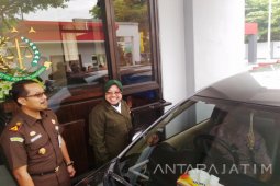 Kejari Surabaya Luncurkan Layanan Tilang "Drive Thru"