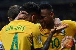 Brazil menang 3-0 atas Argentina