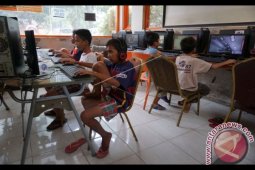 Cegah Potensi Judi Internet pada Anak