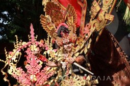 Anas: Banyuwangi Ethno Carnival Gerakkan Ekonomi Rakyat