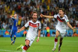 Bola Jerman Menghancurkan San Marino 8-0