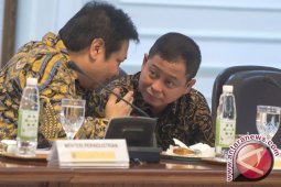 Program Indonesia Terang harus sukses