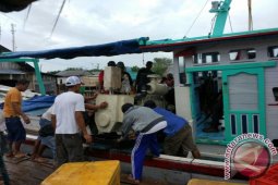 PLN Datangkan Generator Mobile ke Desa Pongok