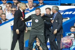 Wenger Incar Peluang Kalahkan Mourinho