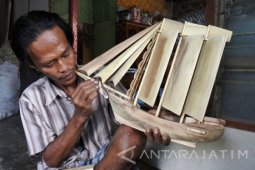 Kerajinan Perahu Pinisi