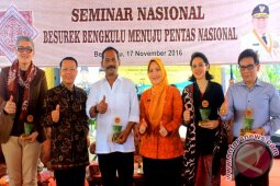 Batik Besurek Menuju Pentas Nasional