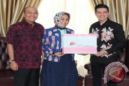 Bolu Napoleon Oleh-Oleh Baru Khas Medan