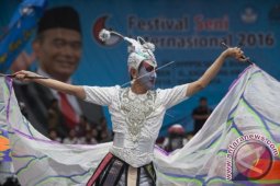 PEMBUKAAN FESTIVAL SENI INTERNASIONAL 2016