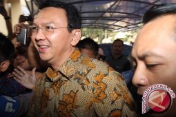 Pengacara Ahok Ajukan 14 Ahli Dalam Penyidikan
