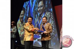 Tabalong Terima Penghargaan Dari Perpustakaan Nasional