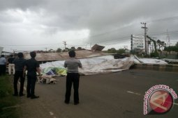 Baliho Depan KCG Tumbang