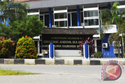 Bea Cukai Sintete Raih Pendapatan Rp374 Triliun