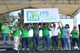 ITS Tanam 300 Pohon Wujudkan "Smart Eco Campus"