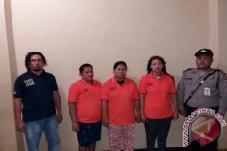 Polisi Ringkus Tiga "IRT" Pengedar Narkoba