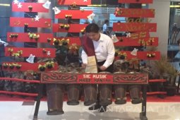Civitas UK Petra Menari Tor-tor Sambut Natal