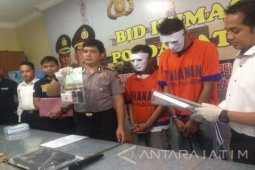Polda Jatim Ungkap Penipuan Penyedia Bahan Bangunan Daring
