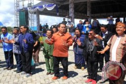 Bupati Simalungun Hadiri Panggung Hiburan Rakyat
