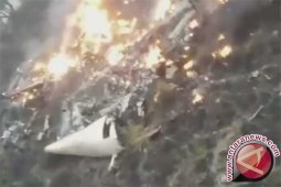 Pesawat Pakistan Jatuh dan Tewaskan Seluruh Penumpangnya