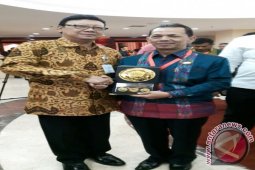 AKRAB BERSAMA MENDAGRI