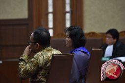 Penyuap Irman Gusman Dituntut 4 dan 3 Tahun Penjara