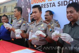 Polresta Sidoarjo Sita 2.239 Butir Pil Ekstasi