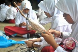 BELAJAR MENCANGKOK TANAMAN