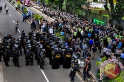 Polisi Jaga Ketat Eksekusi SMAK Dago Bandung