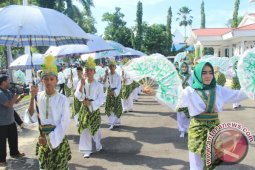 Pawai Taaruf MTQ Di HST Meriah