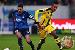 10 Pemain Dortmund Tahan Imbang Hoffenheim 2-2