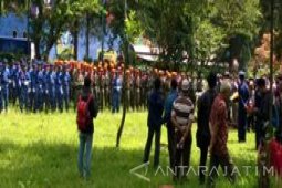 Suasana Duka Iringi Pemakaman Peltu Suyata
