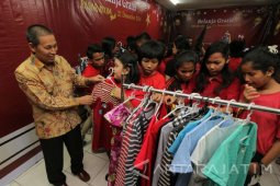 Pasar Atum Undang Anak Yatim Belanja Gratis