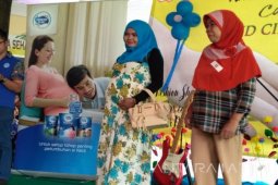 Akbid Unitomo Gelar Peragaan Busana Ibu Hamil