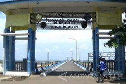 Pelabuhan Penyeberangan Situbondo-Madura Ditutup Karena Cuaca Buruk
