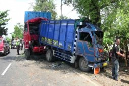 Kecelakaan di Situbondo Sebabkan Lintasan Jawa-Bali Macet