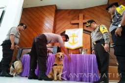 Polisi Sterilisasi 24 Gereja di Surabaya (Video)