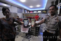 Polres Tanjung Perak Terapkan Layanan "Smartcops" (Video)