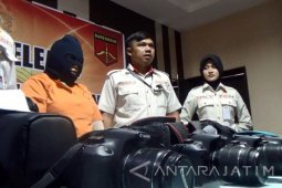 Polisi Tangkap Mahasiswa Gelapkan Belasan Kamera Rental