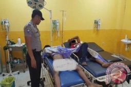 Dua Remaja Menabrak Pagar Jembatan Dan Hampir Tewas