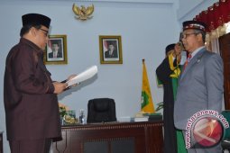 Bupati : Dewan lebih mementingkan kampanye ketimbang rakyat