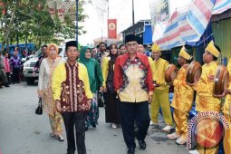 PEMBUKAAN PAMERAN HARJAD BATOLA