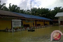 Banjir Yang Menggenangi Pemukiman Warga Semakin Tinggi