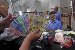 Rupiah Turun Menjadi Rp13.347 per Dolar AS