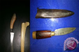 Polsek Loksado Jaring Pemuda Membawa Sajam