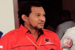 Petrus Fatlolon Dilaporkan ke Panwalu MTB