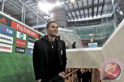 Bacca Bawa Milan Atasi Cagliari 1-0