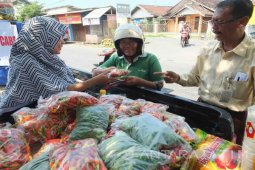 Bulog Jember Gelar Operasi Pasar Cabai untuk Stabilkan Harga (Video)