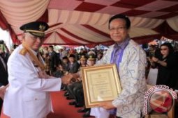 Gubernur Gaungkan Kerja Kerja dan Kerja