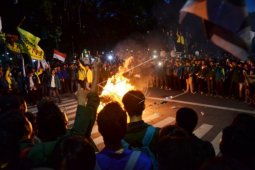 Aksi 121 Mahasiswa